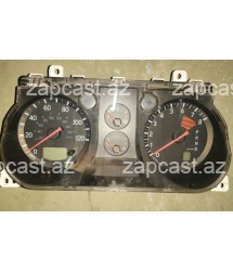 Mitsubishi Outlander 2002-2007, pribor, spidometr amerikanka MR979749 , MR962073